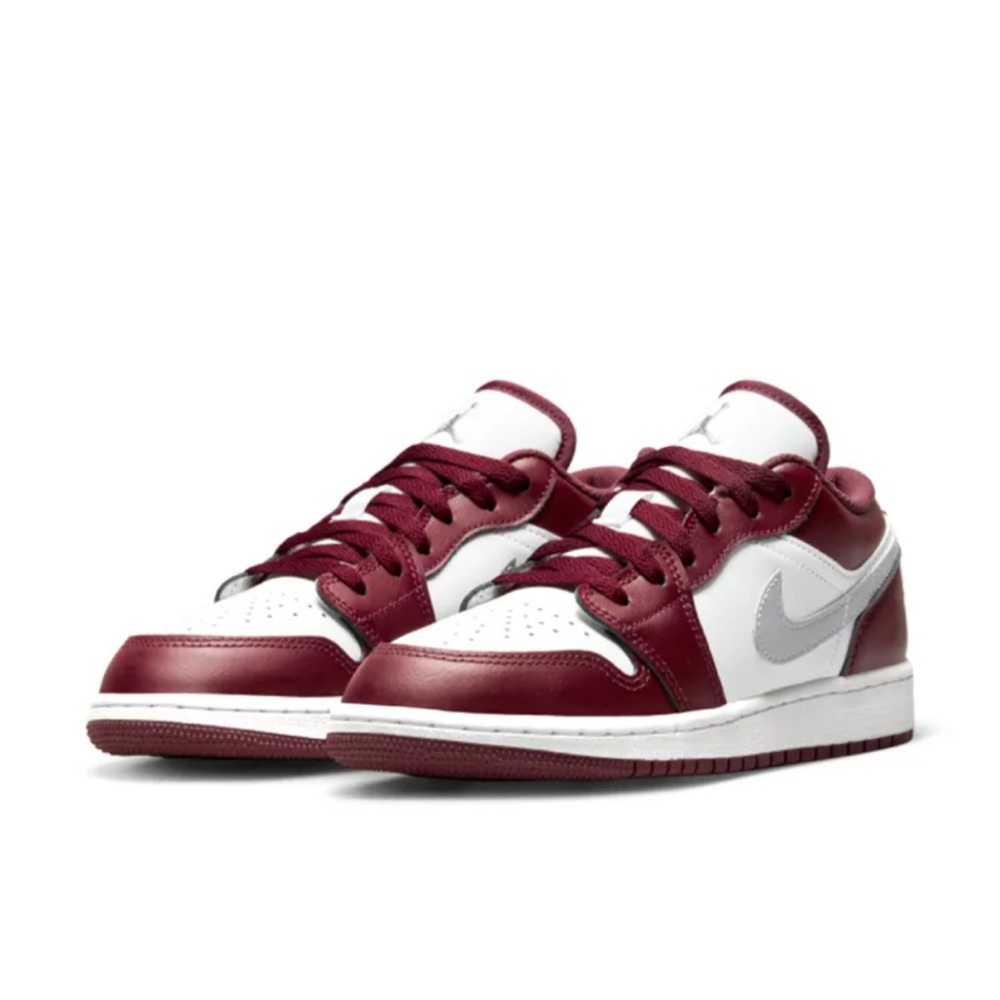 Air Jordan 1 low Bordeaux Sneakers